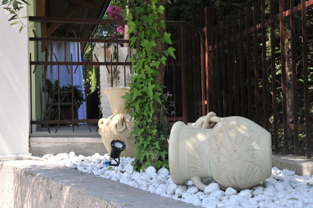 La Casa Dei Nonni Sul Garda Hotel Пескиера дел Гарда Екстериор снимка