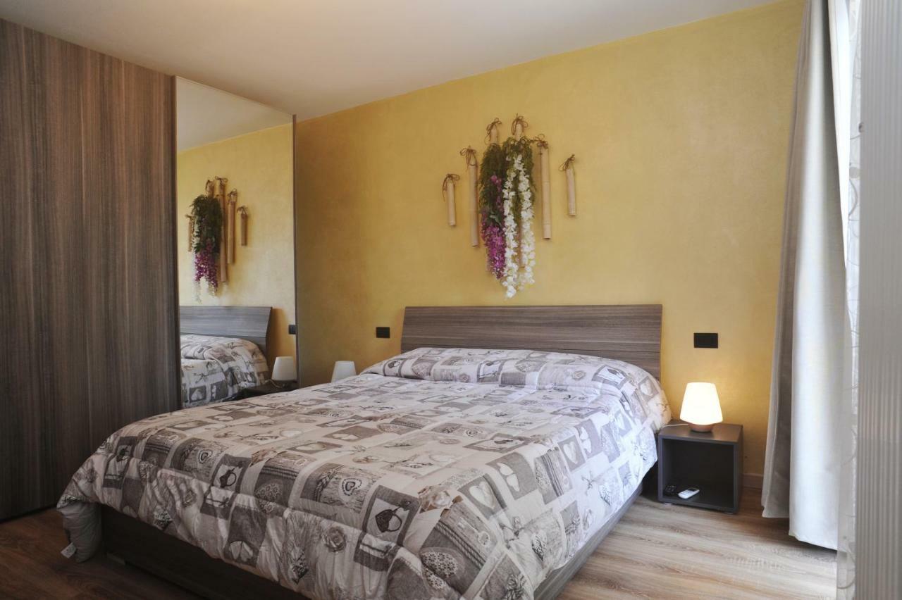 La Casa Dei Nonni Sul Garda Hotel Пескиера дел Гарда Екстериор снимка